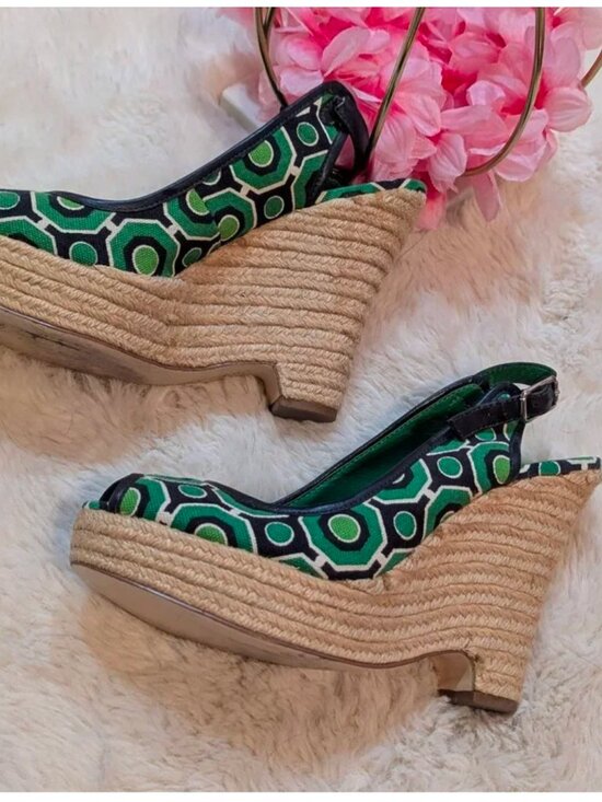 Banana Republic Shoes - Banana Republic Green and Blue Espadrilles Size 7.5